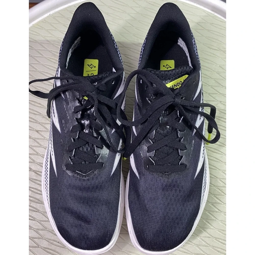 Hoka One One Unisex‎ Crescendo MD Running Sneaker Shoes, Black Men 4.5/Wom 6 EUC
